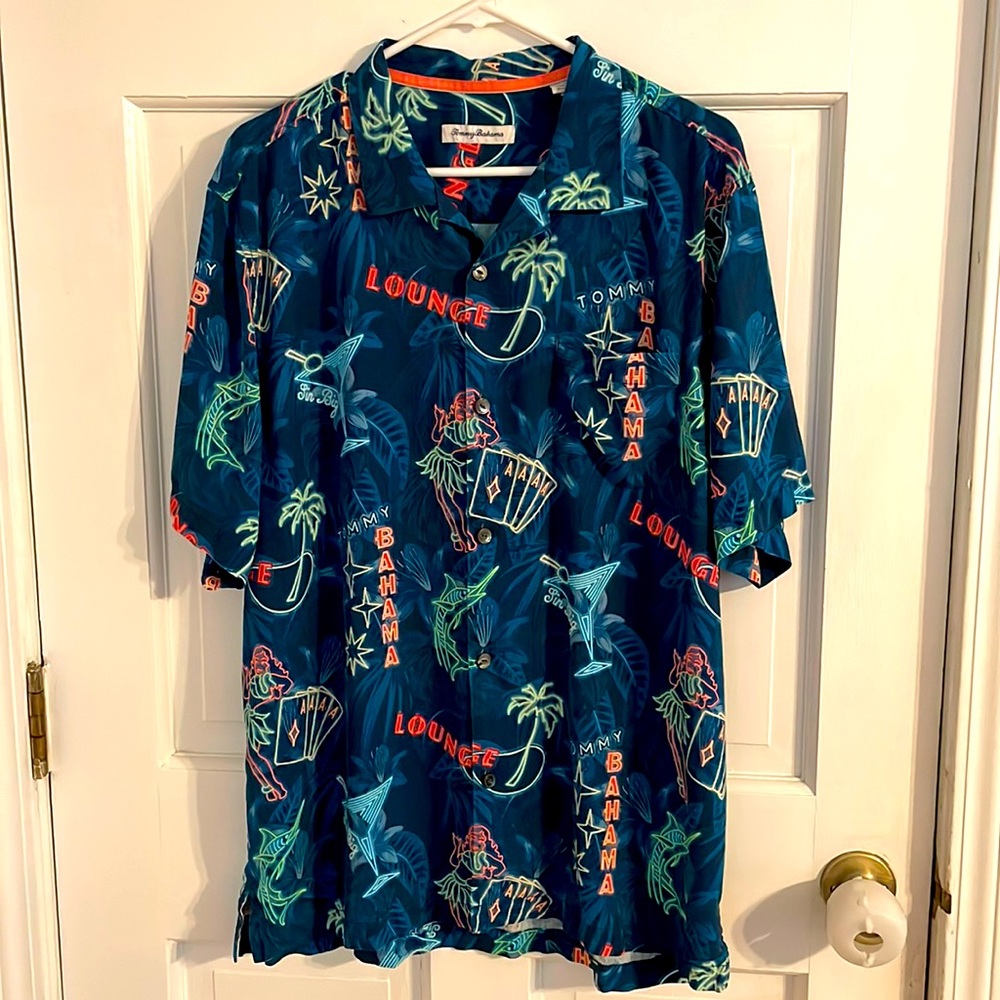 Tommy Bahama Camp Shirt LG